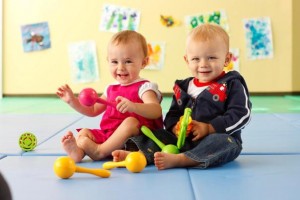 Baby-Play-Sensory-exploration-and-fun-for-infants_1-300x200