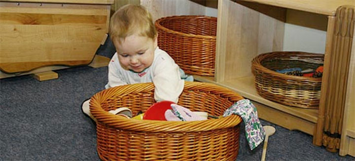 baby_with_treasure_basket